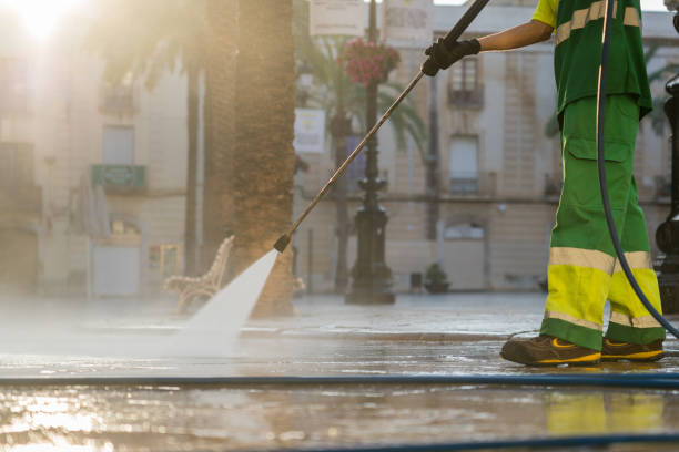 Best Garage Pressure Washing  in Dupont, WA